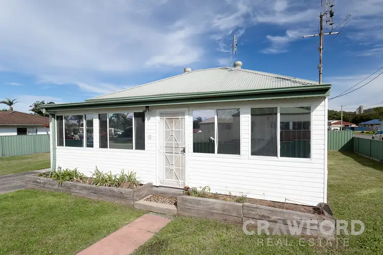 16 Anzac Parade, Teralba NSW 2284