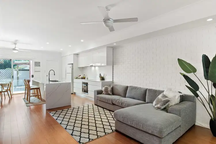 8 Cameron Street, Hamilton NSW 2303