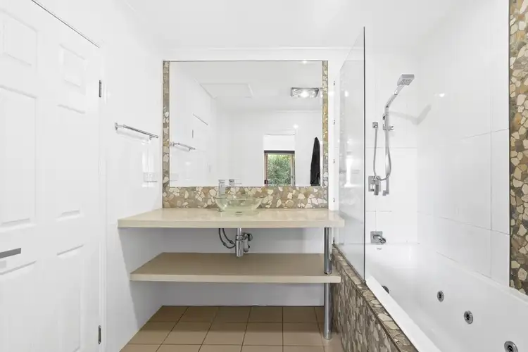 Sixth view of Homely unit listing, 90/100 Racecourse Drive, Bundall QLD 4217