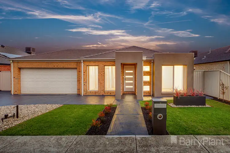 16 Bowman Court, Taylors Hill VIC 3037