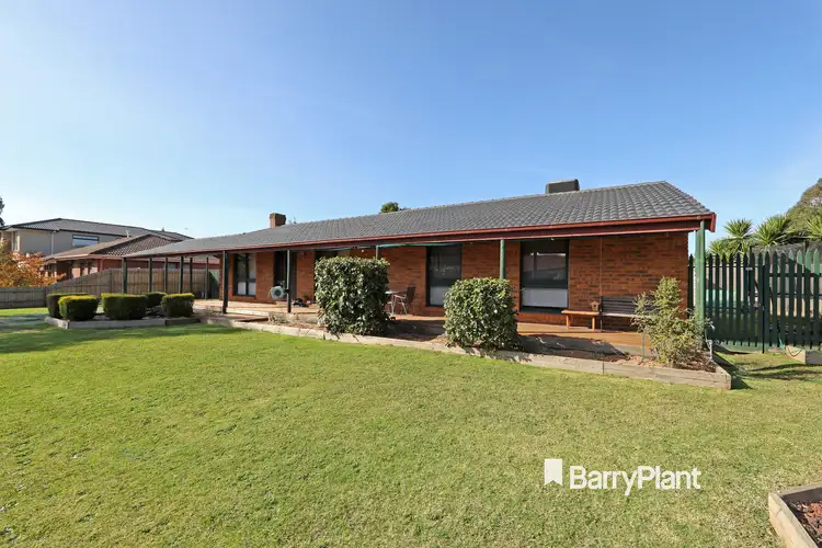 11 Blaxland Drive, Rowville VIC 3178