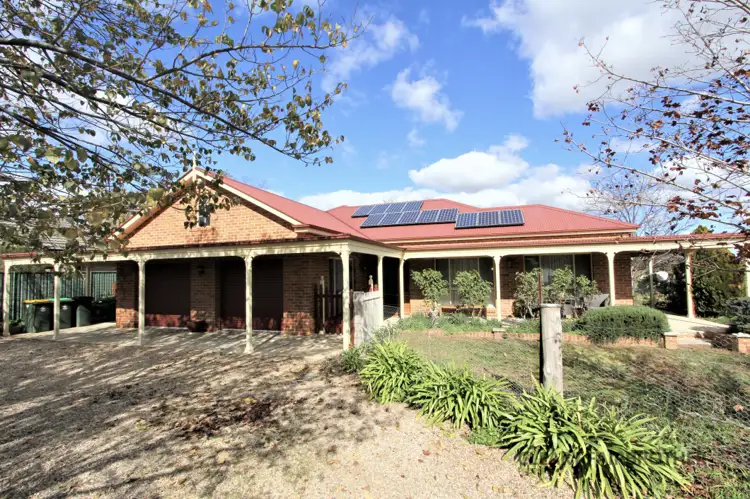Main view of Homely house listing, 8 Wolery Close, Kelso NSW 2795