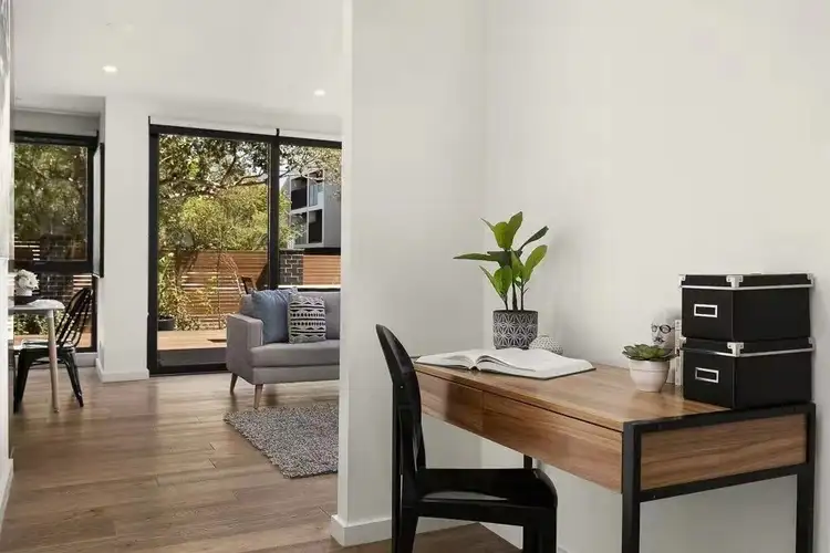 Sixth view of Homely apartment listing, 2/22 Bent Street, Bentleigh VIC 3204