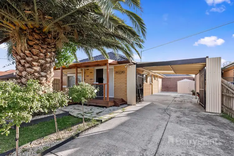1/7 Burns Avenue, St Albans VIC 3021
