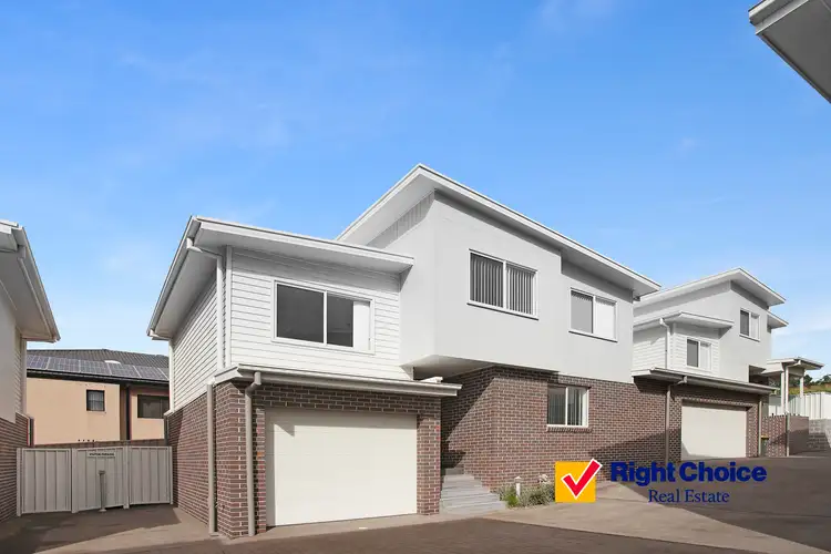 2/27 Whittaker Street, Flinders NSW 2529