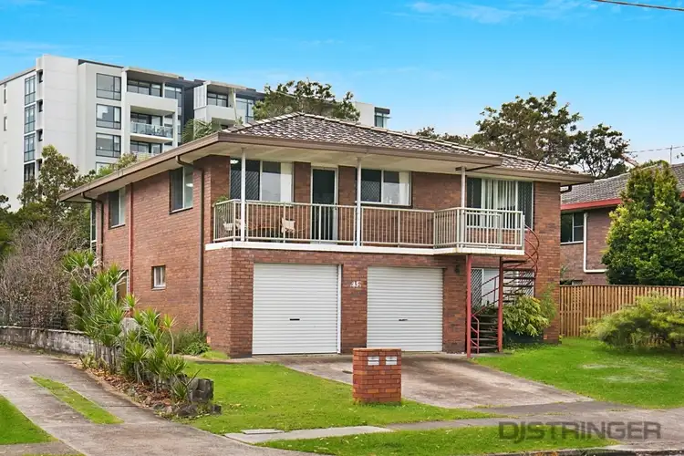 2/45 Coolangatta Road, Kirra QLD 4225