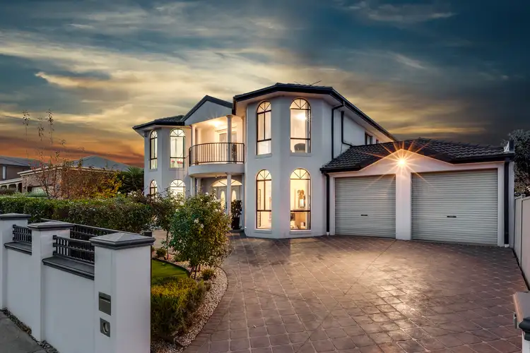 73 Wolviston Avenue, Hillside VIC 3037