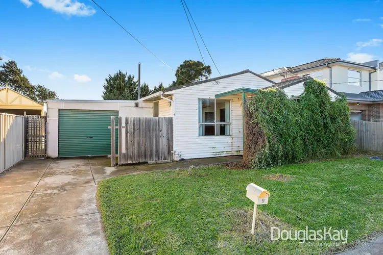 9 Hayden Crescent, Albion VIC 3020