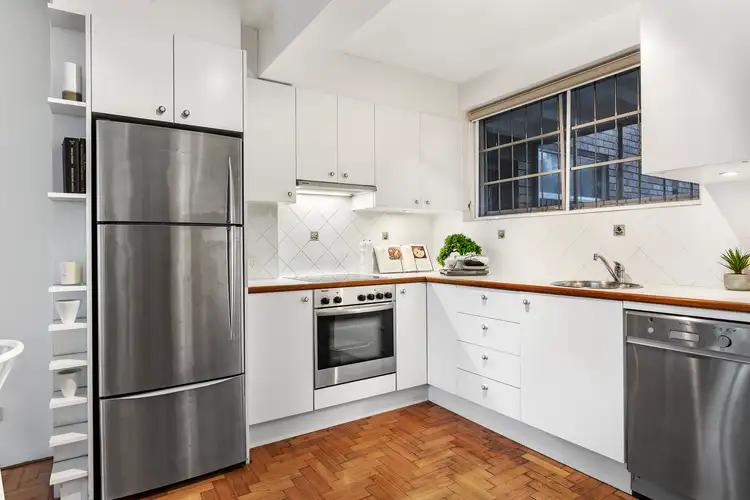 Third view of Homely apartment listing, 3/18 Carr Street, Waverton NSW 2060
