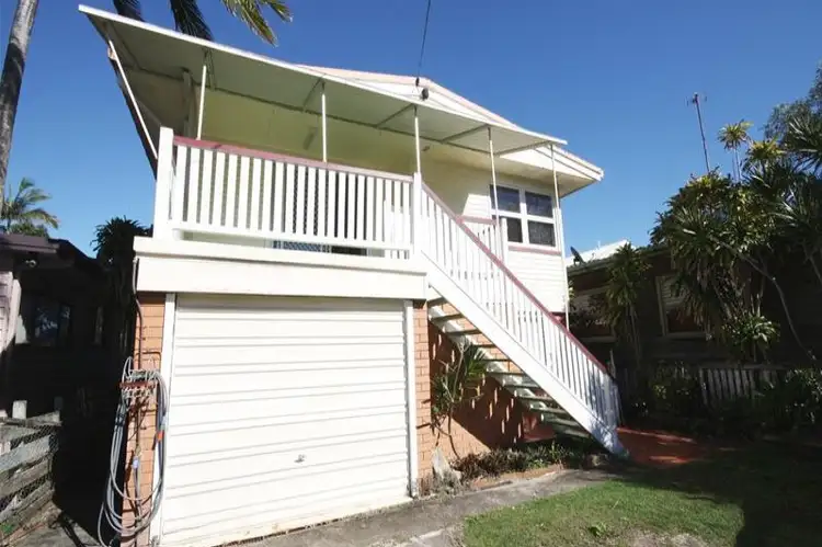 124 Sunshine Parade, Miami QLD 4220
