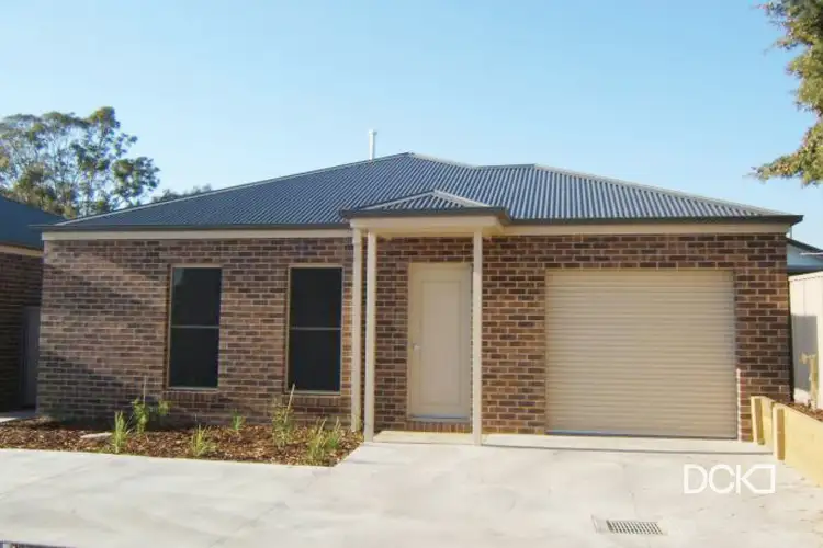 4/33 Allingham Street