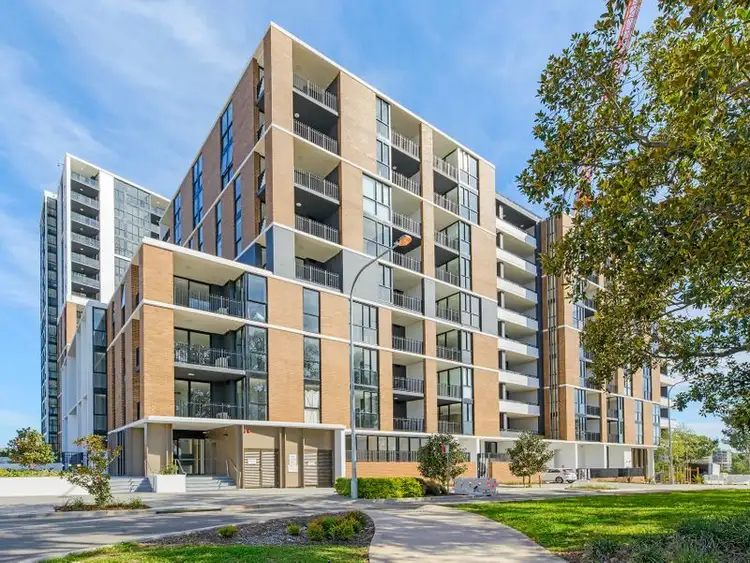 Main view of Homely unit listing, 1026/1 Maple Tree Road, Westmead NSW 2145