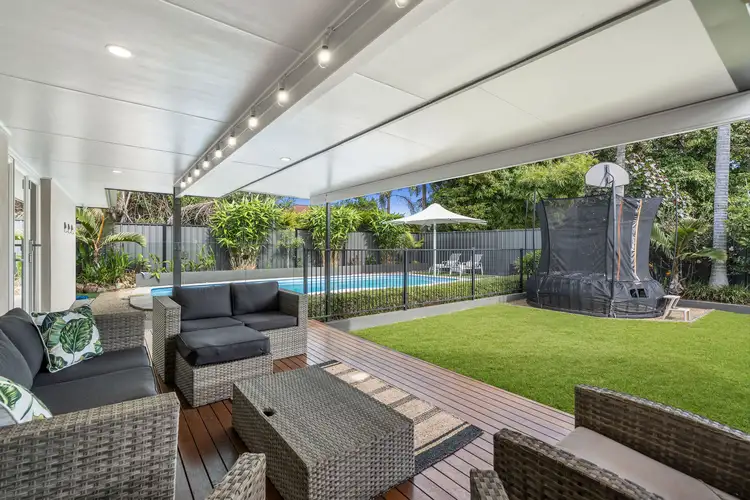 21 Fullerton Street, Birkdale QLD 4159