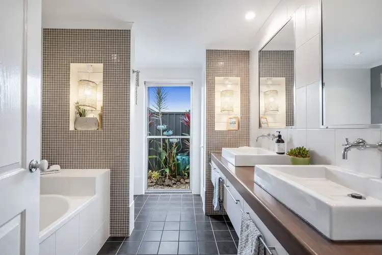 Third view of Homely house listing, 21 Fullerton Street, Birkdale QLD 4159