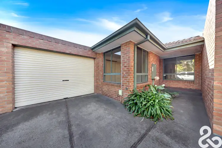 2/6 Hayley Court, Mill Park VIC 3082