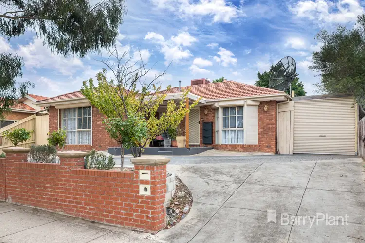 18 Lightwood Crescent, Meadow Heights VIC 3048