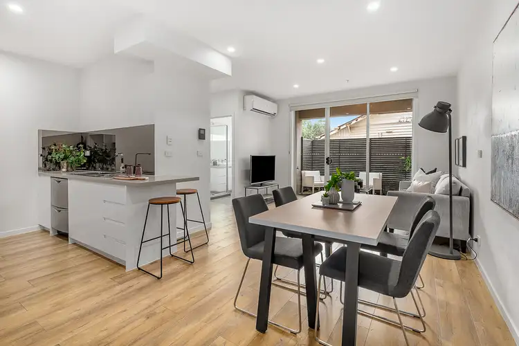 1/4 Gillies Street, Essendon North VIC 3041