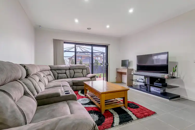 Fifth view of Homely house listing, 37 Corringa Way, Craigieburn VIC 3064