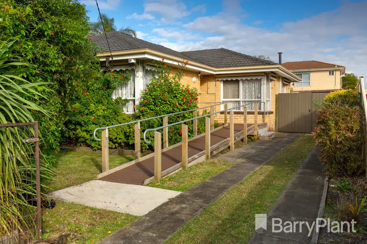 8 Putt Grove, Keysborough VIC 3173