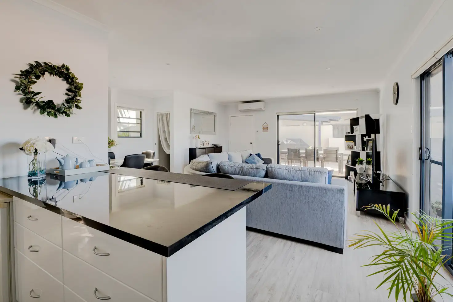 Main view of Homely unit listing, 4/60 Wharf Street, Tuncurry NSW 2428