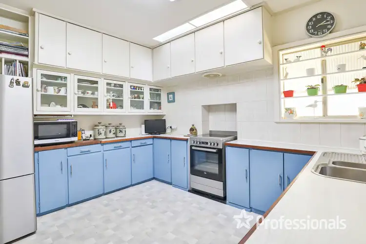 Second view of Homely house listing, 12 Oak Avenue, Mildura VIC 3500