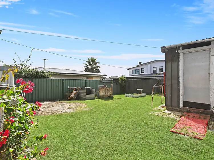 Second view of Homely house listing, 26 Carnegie Circuit, Chifley NSW 2036