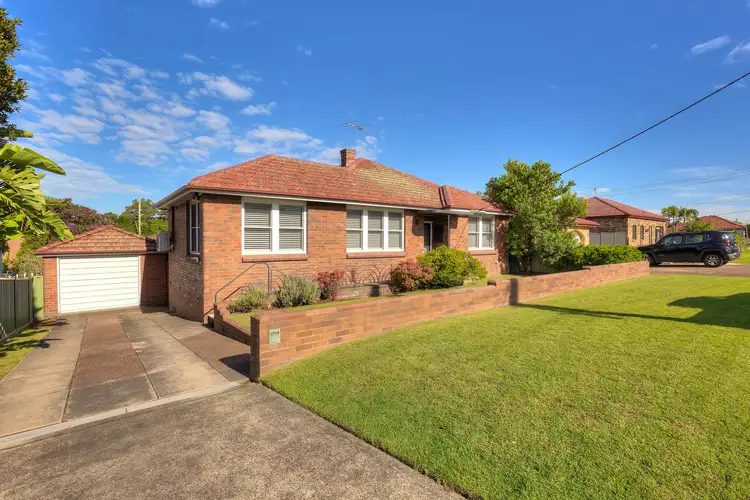 35 Thornton Avenue, Mayfield West NSW 2304