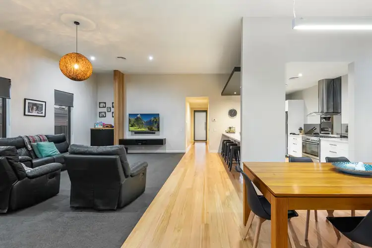 Second view of Homely house listing, 20 Elsworth Drive, Strathfieldsaye VIC 3551