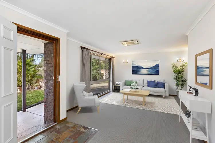 4 Bera Court, Shailer Park QLD 4128