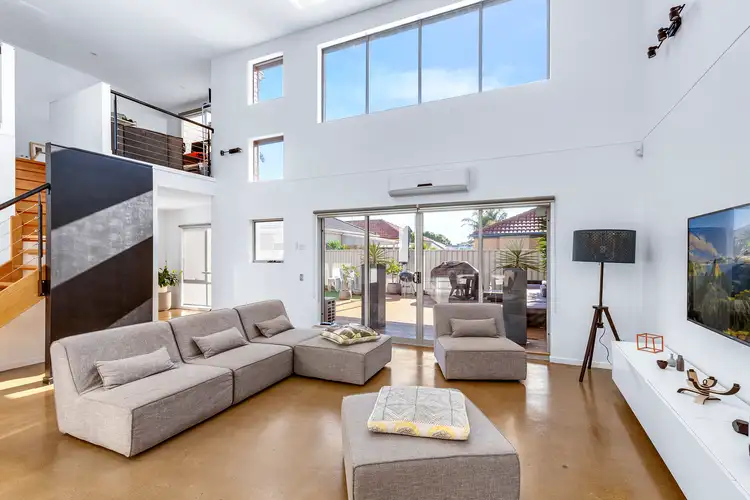 5 Brinton Lane, Caroline Springs VIC 3023