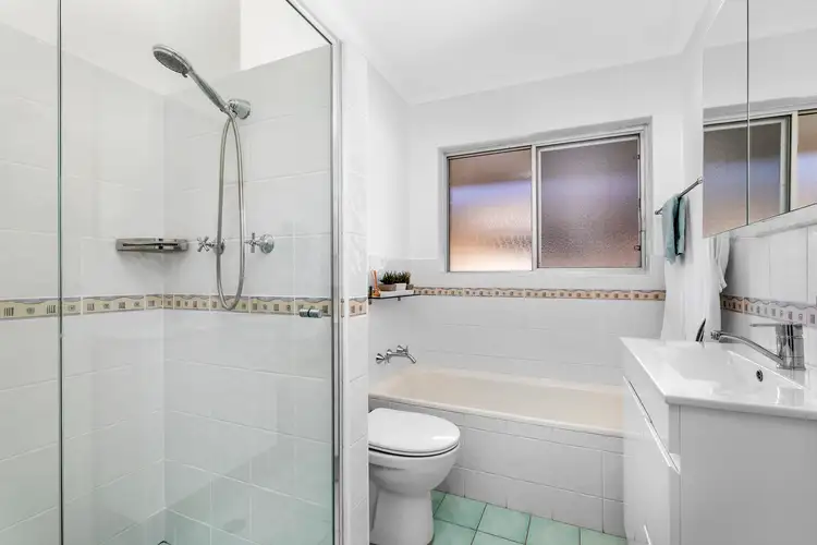 Sixth view of Homely apartment listing, 9/27-29 Dee Why Parade, Dee Why NSW 2099