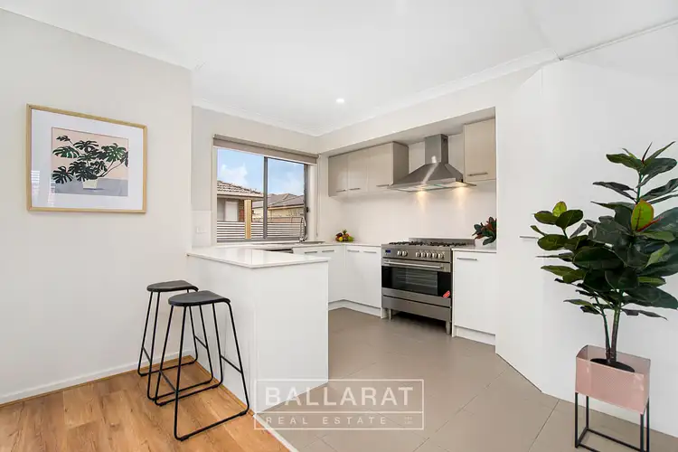 Fourth view of Homely unit listing, 2/12 Park Street, Wendouree VIC 3355