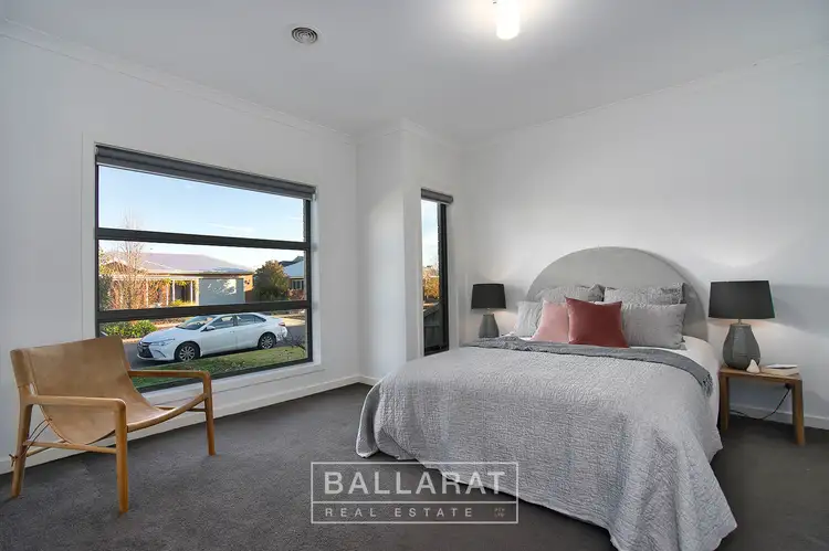 Sixth view of Homely house listing, 5 Sapphire Drive, Alfredton VIC 3350
