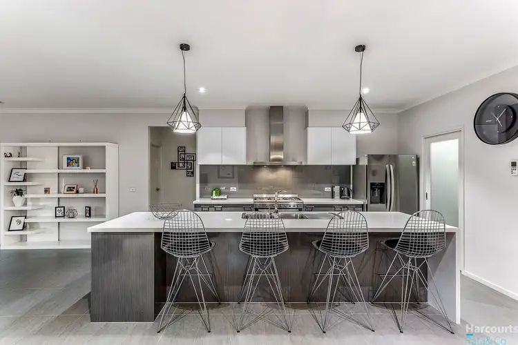 Fourth view of Homely house listing, 122 Eaststone Avenue, Wollert VIC 3750