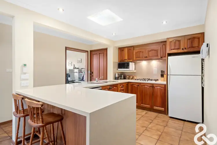 Fifth view of Homely house listing, 20 Shakespeare Drive, Bundoora VIC 3083