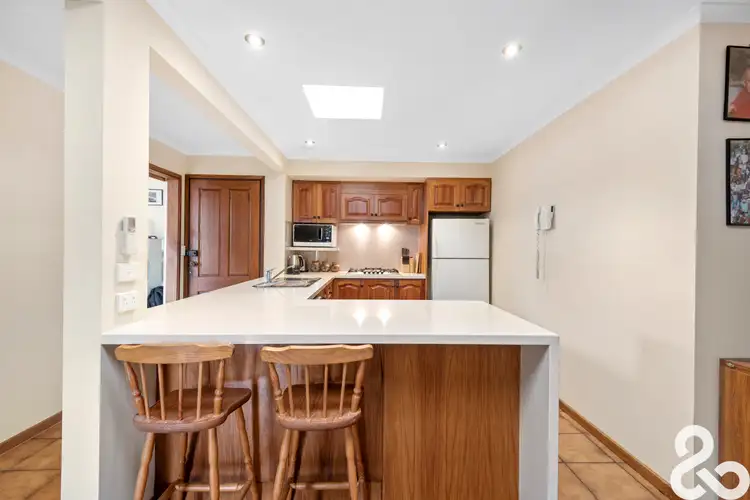 Sixth view of Homely house listing, 20 Shakespeare Drive, Bundoora VIC 3083