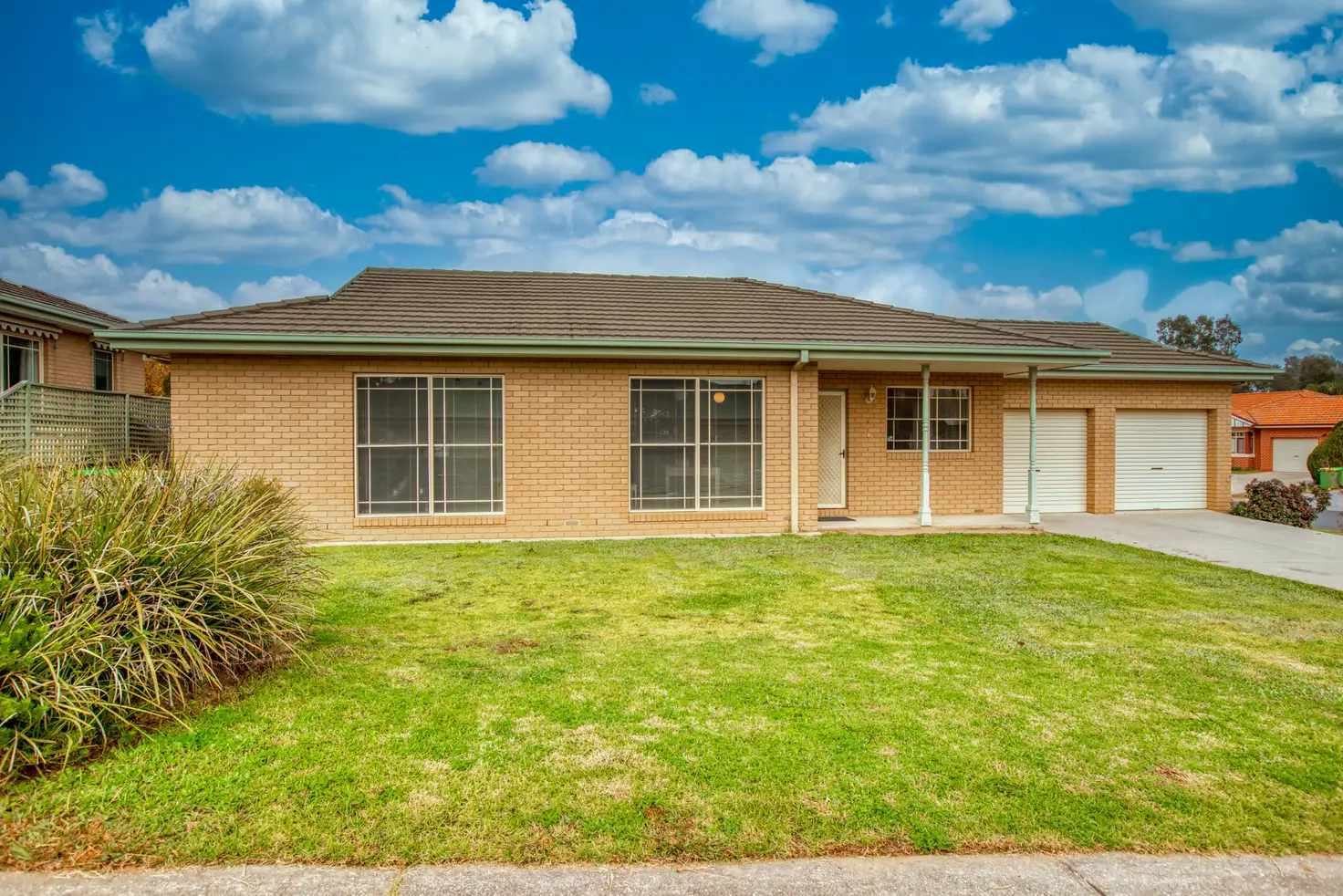 Main view of Homely unit listing, 2/10 Sanctuary Boulevard, Wodonga VIC 3690