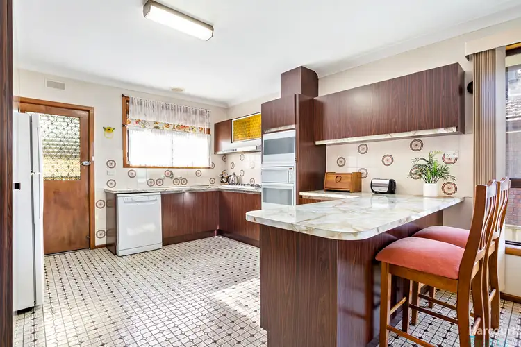 Fourth view of Homely house listing, 5 Glenhaven Court, Thomastown VIC 3074