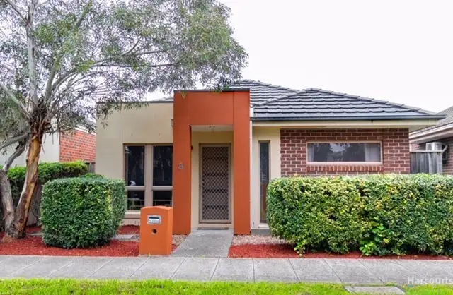 8 Broxburn Walk, Epping VIC 3076