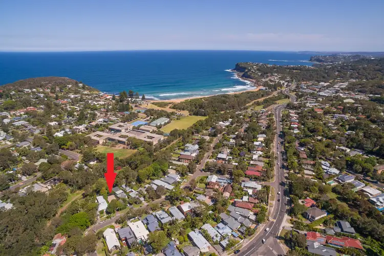 Second view of Homely house listing, 11 Elaine Avenue, Avalon Beach NSW 2107