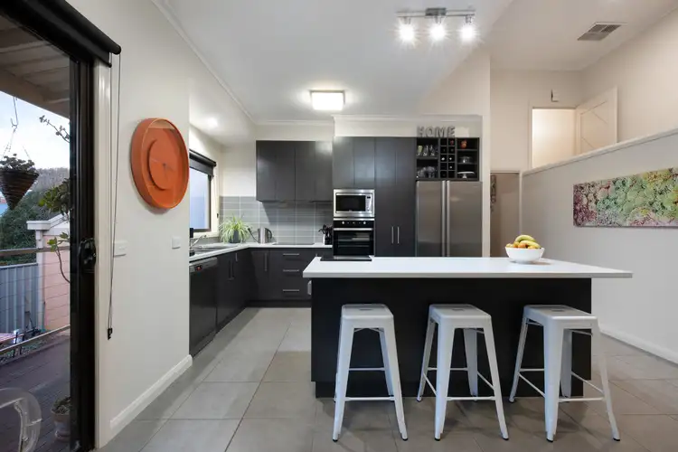Fifth view of Homely house listing, 16 Hillary Court, Strathdale VIC 3550