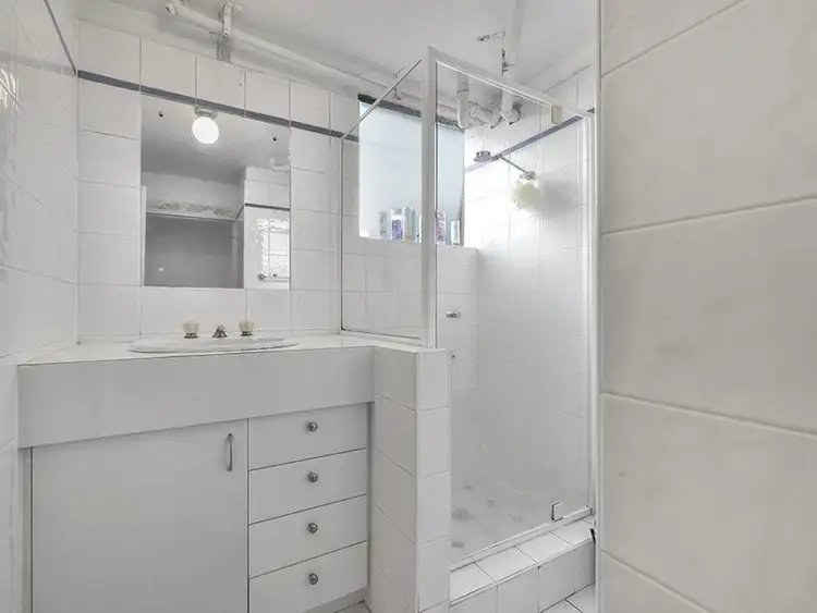 Fifth view of Homely unit listing, 4/54 Brisbane Street, St Lucia QLD 4067