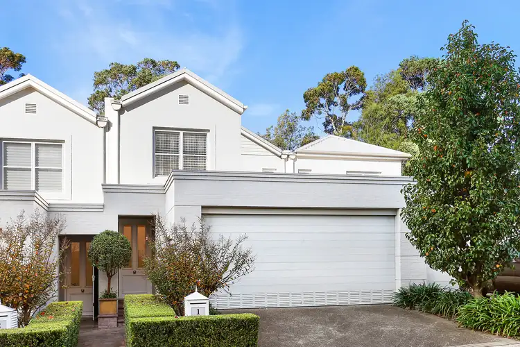1 Rosemeadow Drive, Cabarita NSW 2137