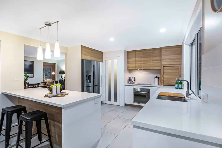 Sixth view of Homely house listing, 10 Mukurta Street, Chapel Hill QLD 4069