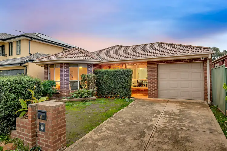 8 Ballarat Court, Craigieburn VIC 3064