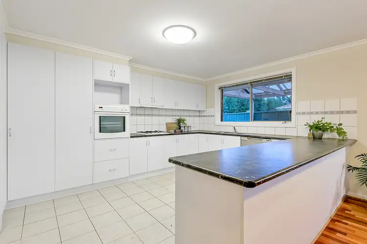 Sixth view of Homely house listing, 8 Ballarat Court, Craigieburn VIC 3064