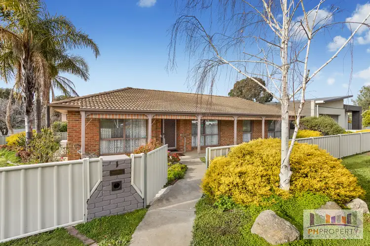 1 Odea Crescent, Kangaroo Flat VIC 3555