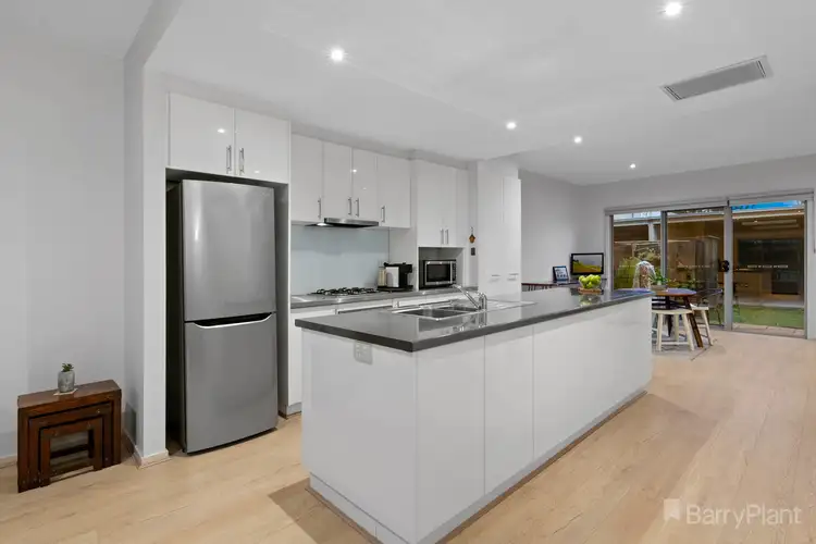 Fourth view of Homely house listing, 2/2 The Entrance, Pakenham VIC 3810