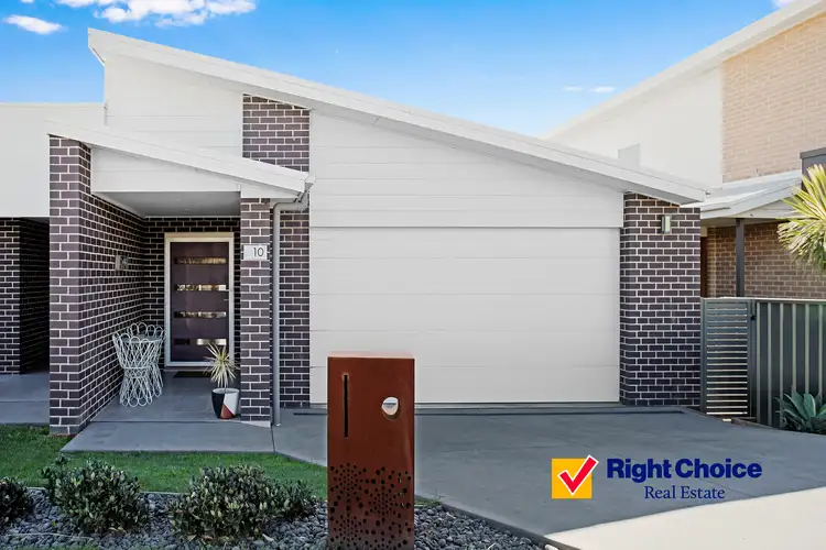 Main view of Homely semi-detached listing, 10 Foster Road, Flinders NSW 2529