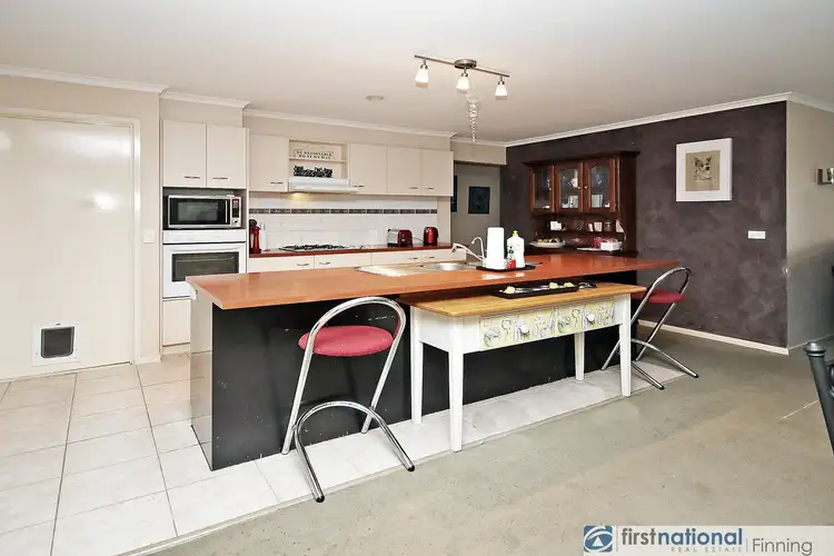 Sixth view of Homely house listing, 31 Horsham Drive, Cranbourne East VIC 3977
